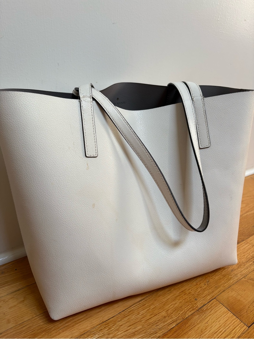 kate spade Reversible Leather Tote Gray Ivory Tassel Large - Picture 3 of 8